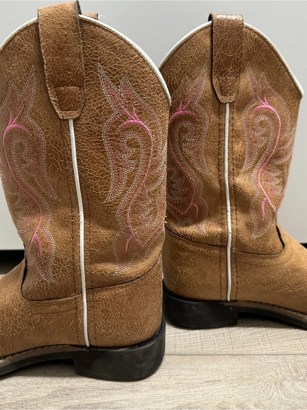 Tan Shyanne Girls Cowboy Boots with Pink Stitching